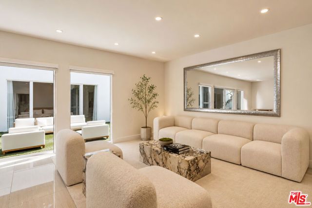 703 N Maple Drive, Beverly Hills, CA 90210