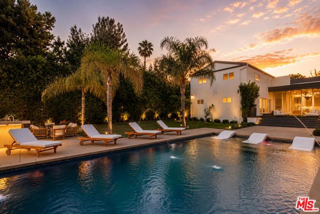 703 N Maple Drive, Beverly Hills, CA 90210