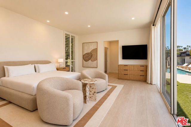 703 N Maple Drive, Beverly Hills, CA 90210