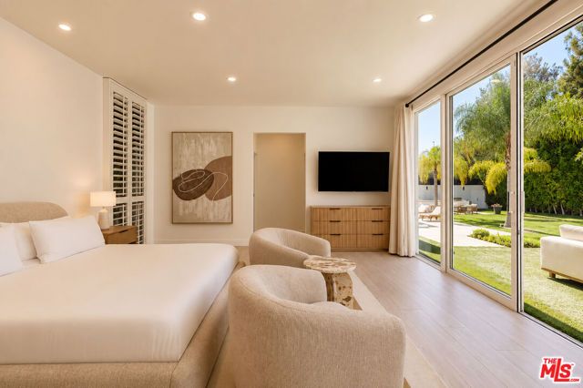 703 N Maple Drive, Beverly Hills, CA 90210