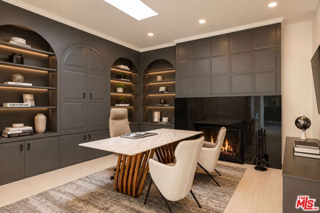 703 N Maple Drive, Beverly Hills, CA 90210
