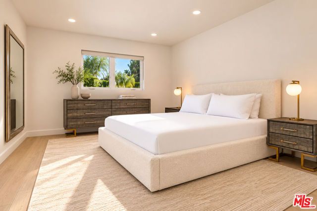 703 N Maple Drive, Beverly Hills, CA 90210