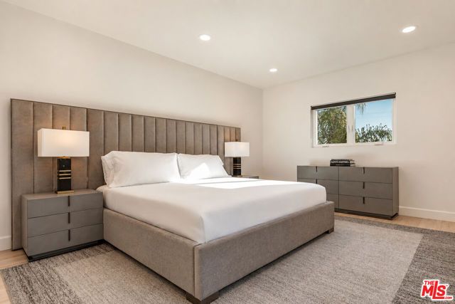 703 N Maple Drive, Beverly Hills, CA 90210