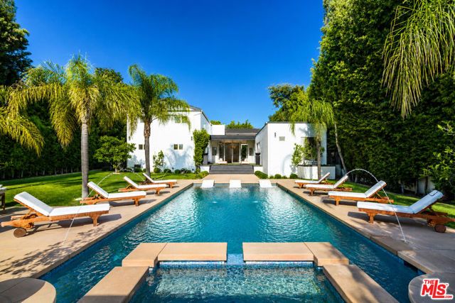 703 N Maple Drive, Beverly Hills, CA 90210