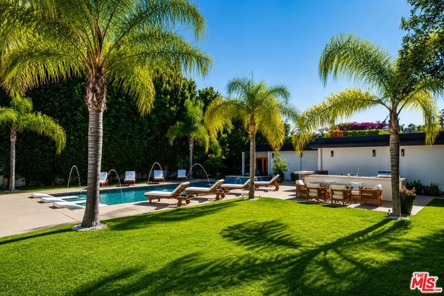 703 N Maple Drive, Beverly Hills, CA 90210