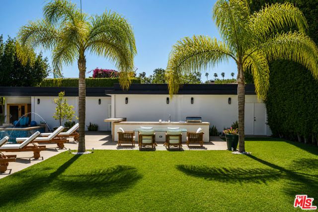 703 N Maple Drive, Beverly Hills, CA 90210