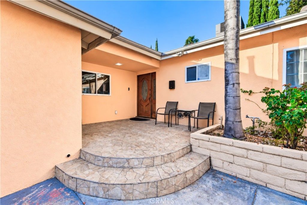4707 Cardenas Avenue, Woodland Hills, CA 91364 — photo 2