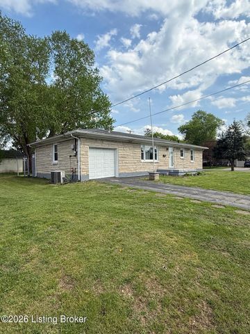 8107 Poinsettia Dr, Louisville, KY 40258