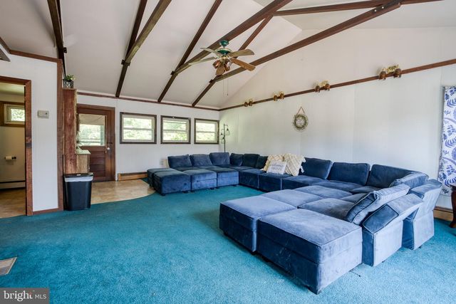 357 PINE GROVE RD, Gardners, PA 17324