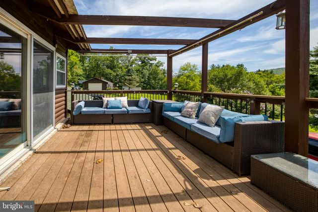 357 PINE GROVE RD, Gardners, PA 17324
