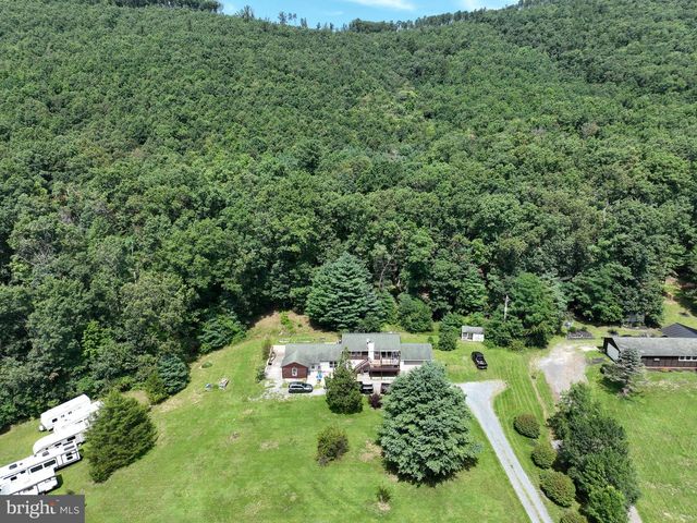 357 PINE GROVE RD, Gardners, PA 17324