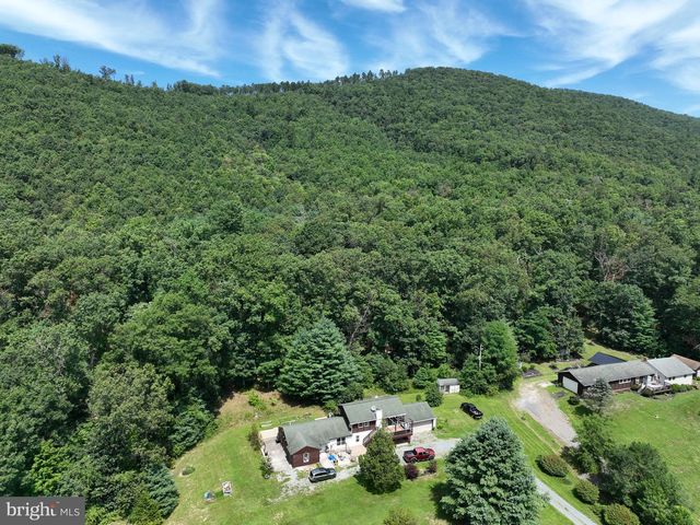 357 PINE GROVE RD, Gardners, PA 17324