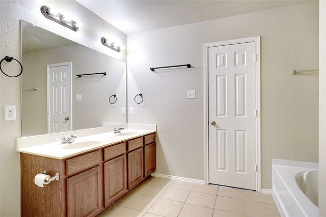 5829 Mount Plymouth Point, Fort Worth, TX 76179