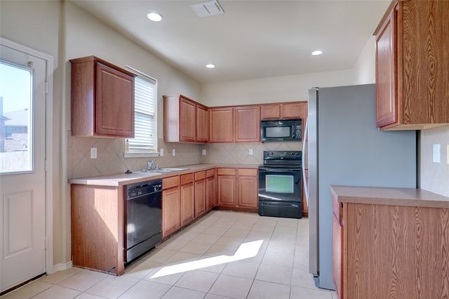 5829 Mount Plymouth Point, Fort Worth, TX 76179