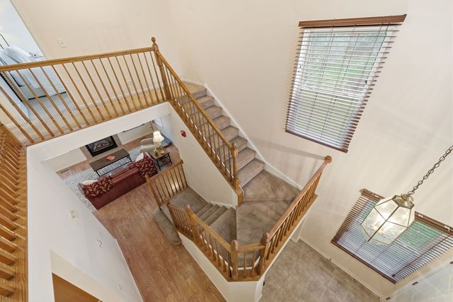 1836 Candlelight Circle 1836, Montgomery, IL 60538