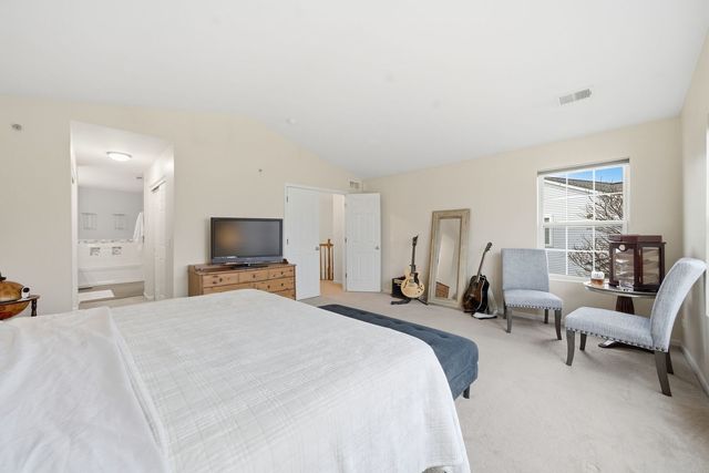 1836 Candlelight Circle 1836, Montgomery, IL 60538