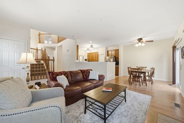 1836 Candlelight Circle 1836, Montgomery, IL 60538