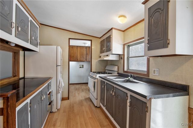 564 County Line Road, Granby, NY 13135