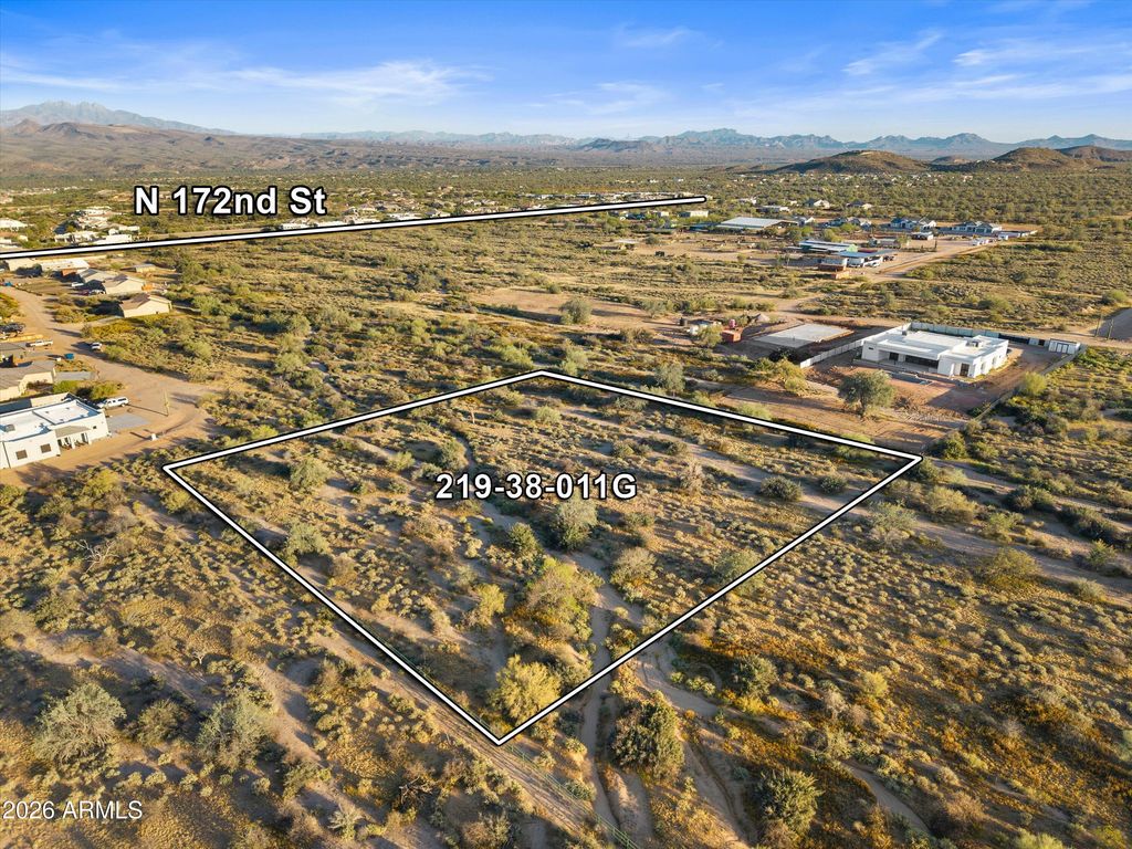 Image 3 of property listing at 0 E Via Dona Road F-G, Rio Verde, AZ 85263