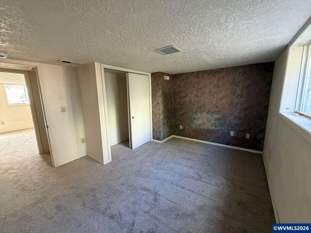 1760 Norway St NE, Salem, OR 97301