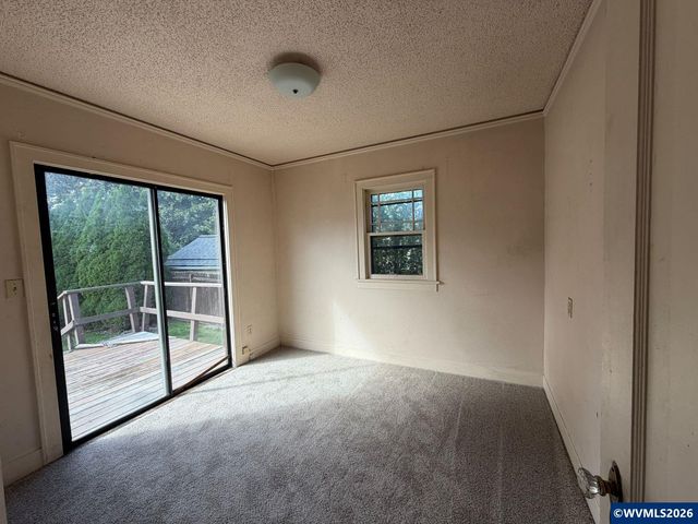 1760 Norway St NE, Salem, OR 97301