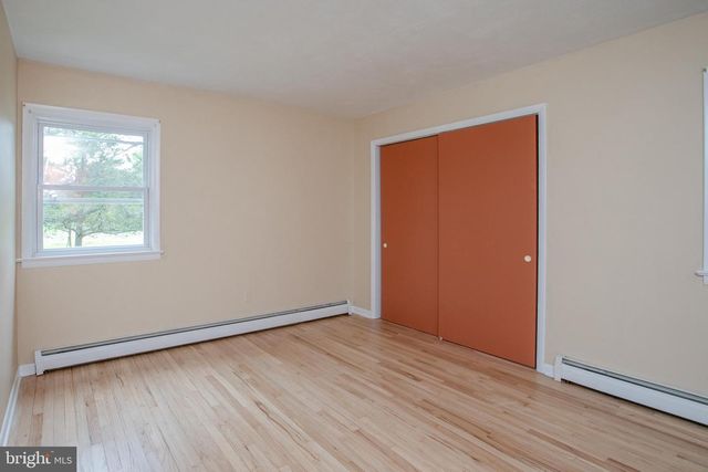 392 EXTONVILLE RD, Allentown, NJ 08501