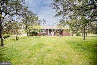 392 EXTONVILLE RD, Allentown, NJ 08501