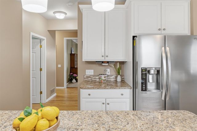 8149 Barony Point, Mattawan, MI 49071