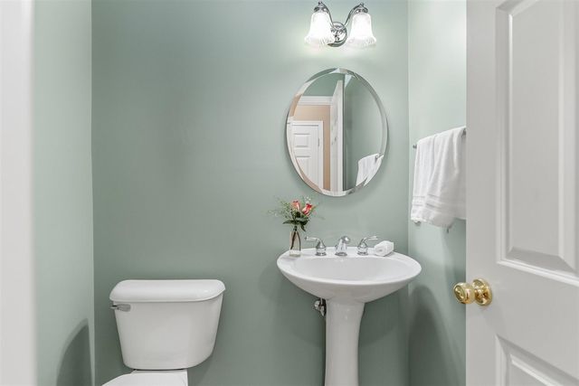 8149 Barony Point, Mattawan, MI 49071