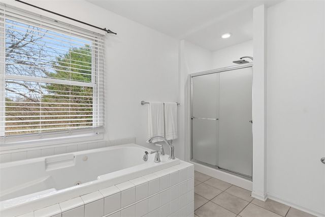 8149 Barony Point, Mattawan, MI 49071