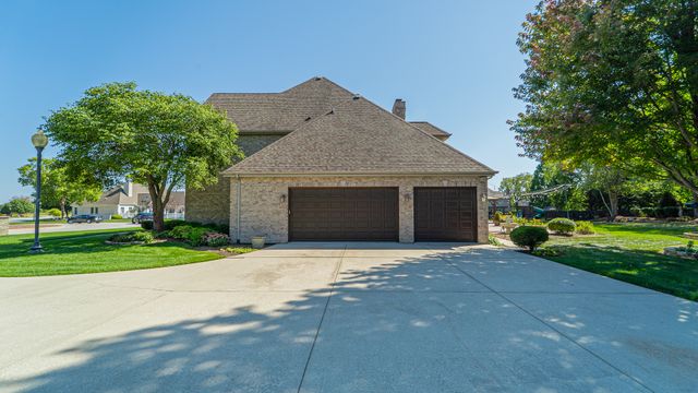 1172 Blaye, Bourbonnais, IL 60914