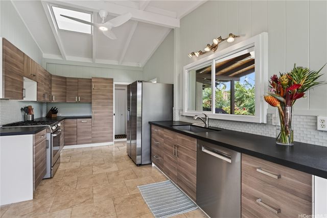 479 Iana Street, Kailua, HI 96734