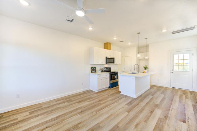 504 Road 5822, Cleveland, TX 77327