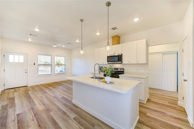 504 Road 5822, Cleveland, TX 77327