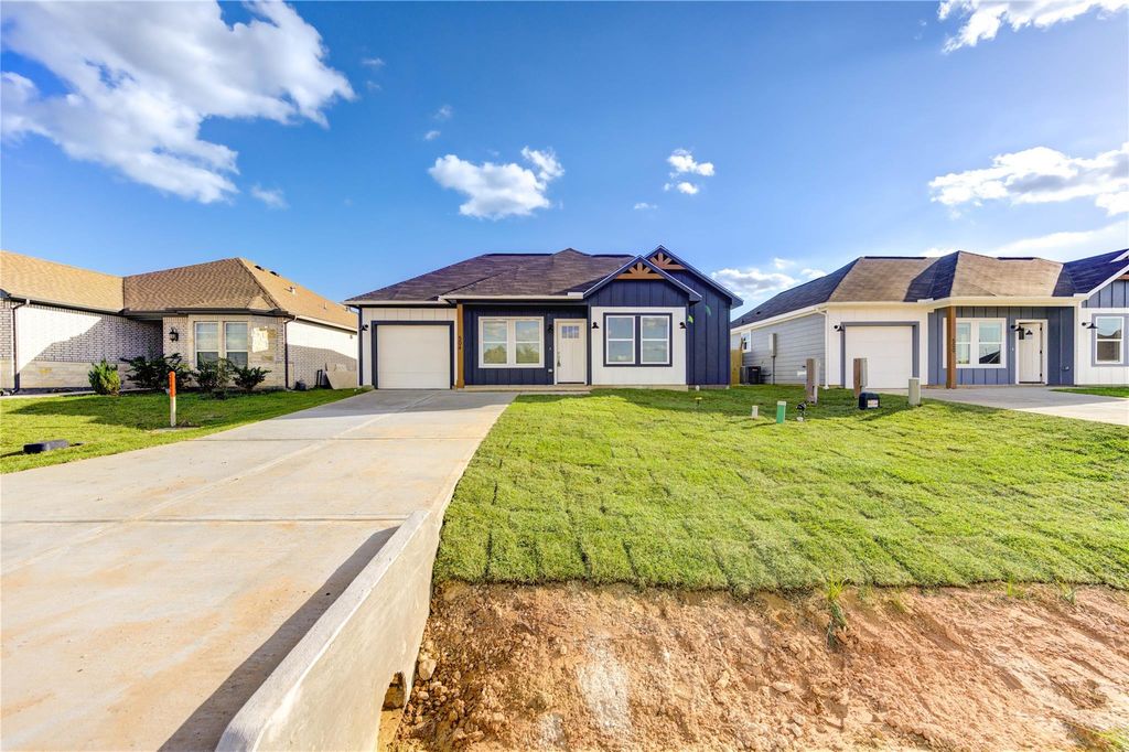 504 Road 5822, Cleveland, TX 77327