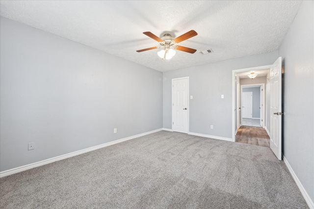 320 Creek Bend Drive, League City, TX 77573