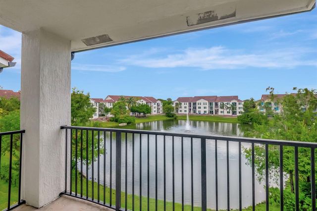 920 VILLA Circle, Boynton Beach, FL 33435