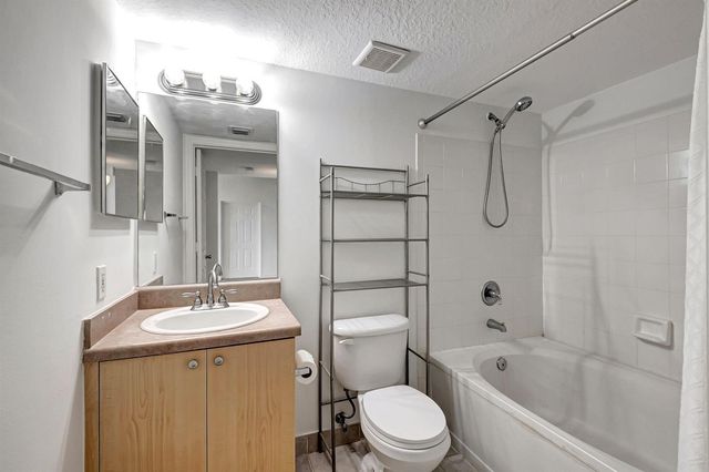 920 VILLA Circle, Boynton Beach, FL 33435