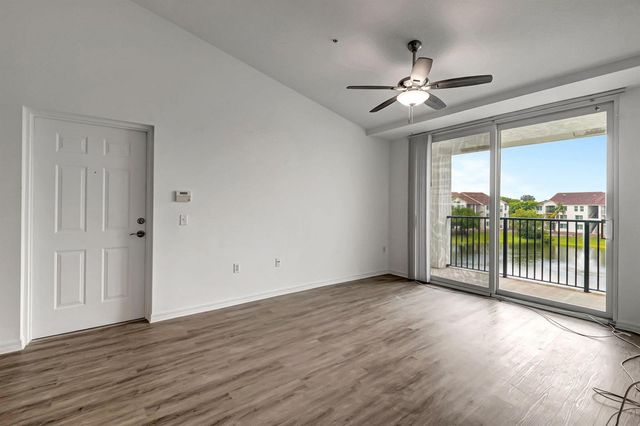 920 VILLA Circle, Boynton Beach, FL 33435