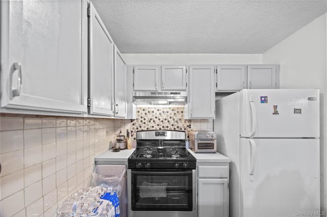 1904 Daly Avenue A, Bronx, NY 10460