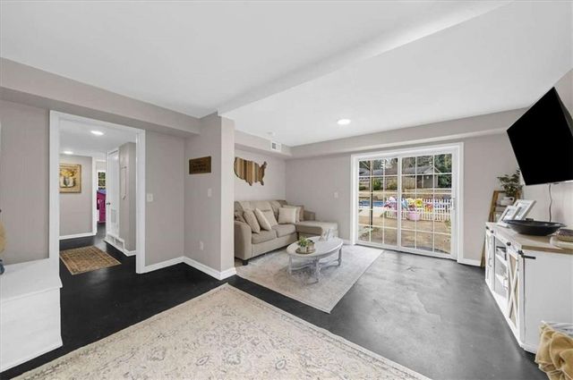 100 Hood Drive, Rome, GA 30161