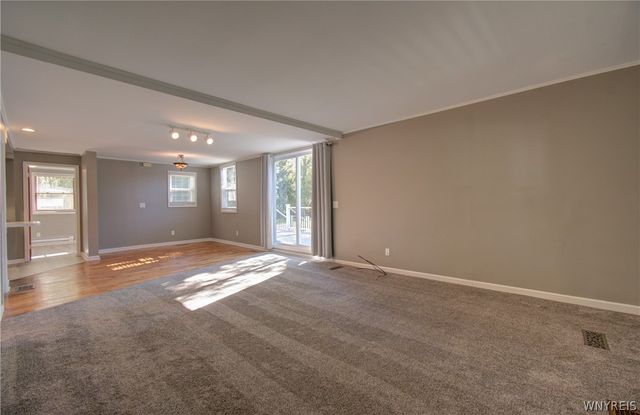 7501 Seneca Street, Elma, NY 14052