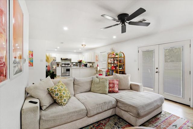 309 Pecan Street, Howe, TX 75459