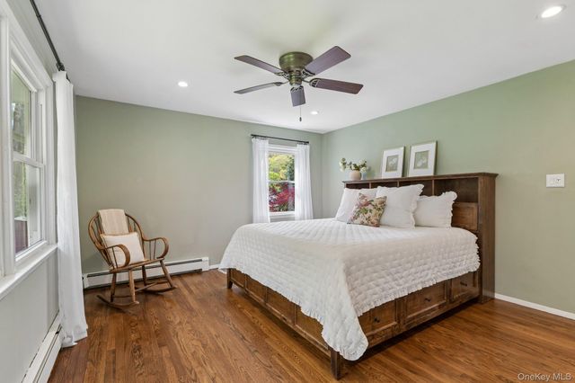 50 Stony Hollow Road, Centerport, NY 11721