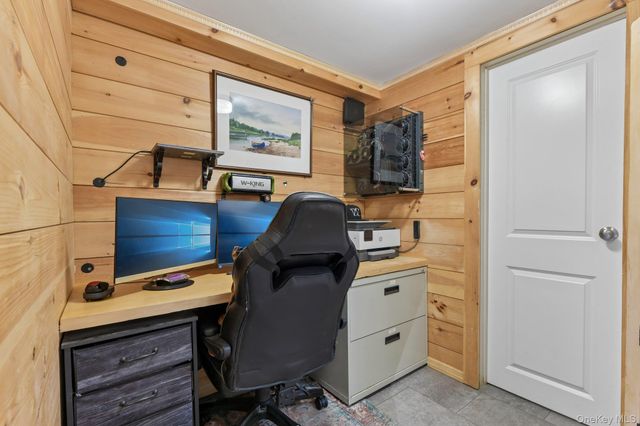 50 Stony Hollow Road, Centerport, NY 11721