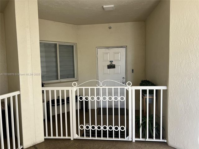 10720 NW 66th St 308, Doral, FL 33178