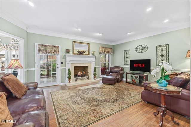 1 Emerald Court, Johnson City, TN 37604