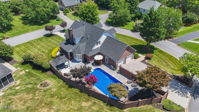 1 Emerald Court, Johnson City, TN 37604