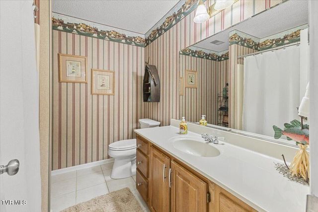 1 Emerald Court, Johnson City, TN 37604