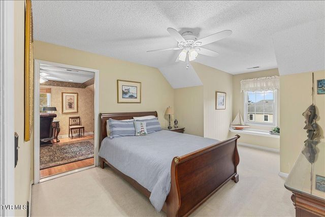 1 Emerald Court, Johnson City, TN 37604